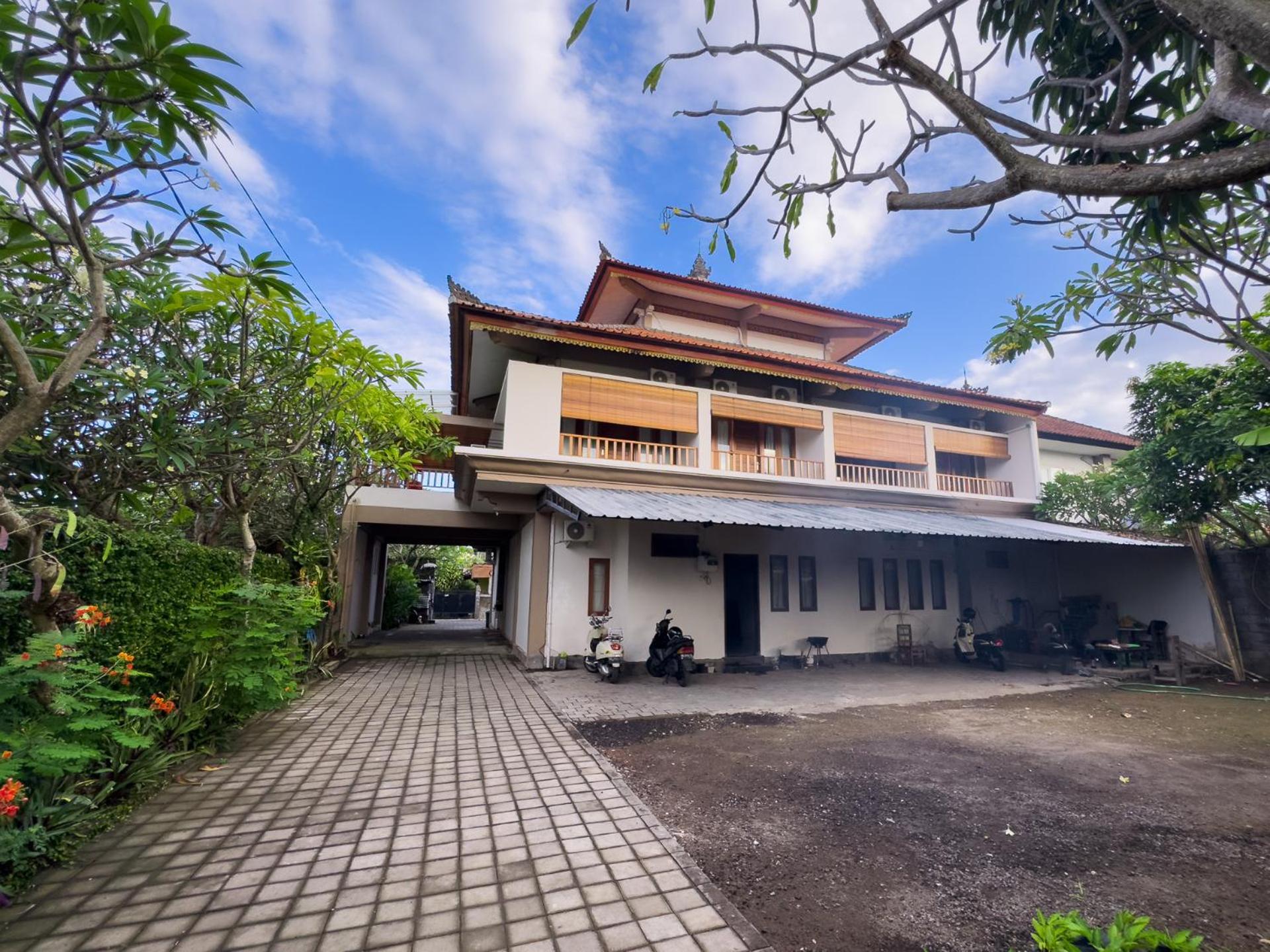 Hotel Ananda's By Abm